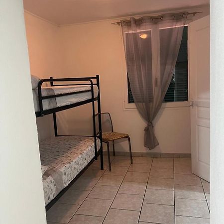 Appartement Via Garibaldi 32 à Vintimille Extérieur photo