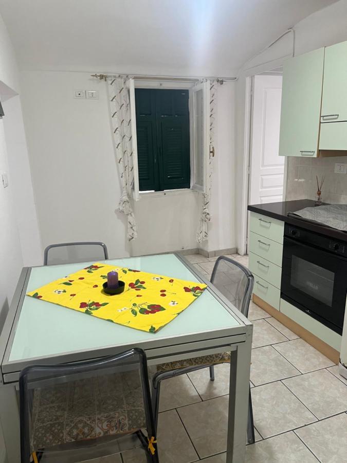 Appartement Via Garibaldi 32 à Vintimille Extérieur photo